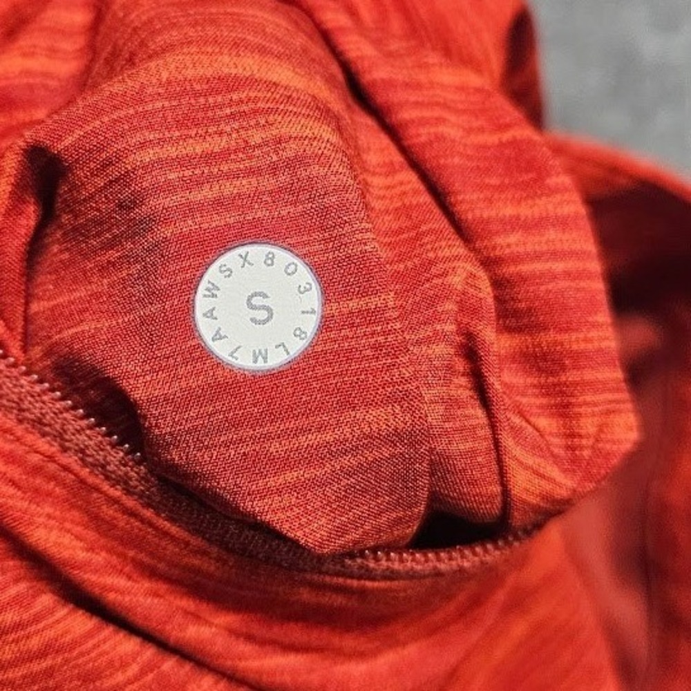 Lululemon T.H.E. Short Mens Small Red Space Dye Heathered 10 Inch Linerless - Picture 9 of 10